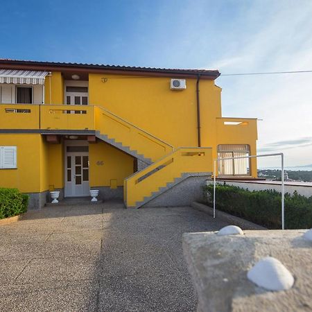 The Manzoni Family 3 Punat Exterior foto